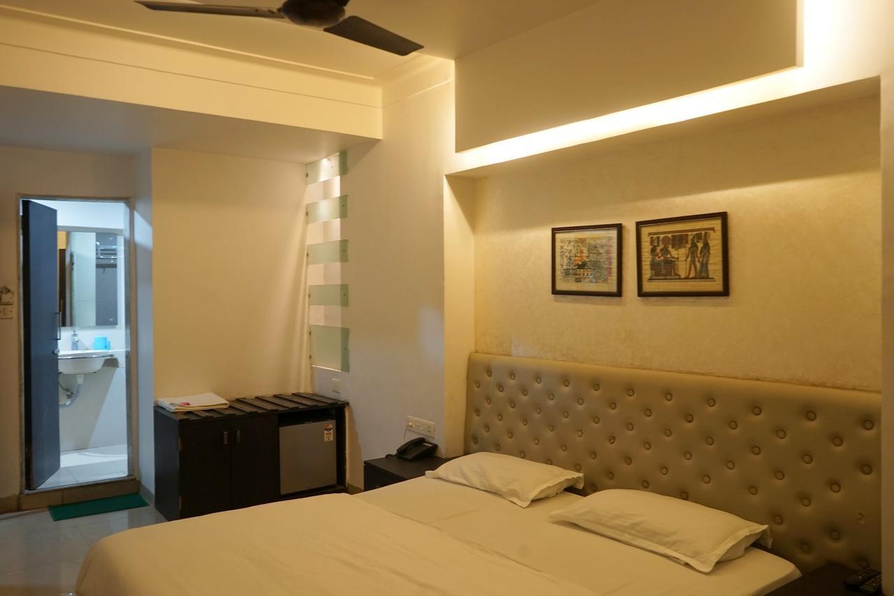 Hotel Paradise Nagpur Exterior photo